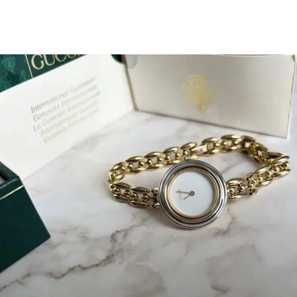 Gucci Bracelet Watch - Picture 2 of 11
